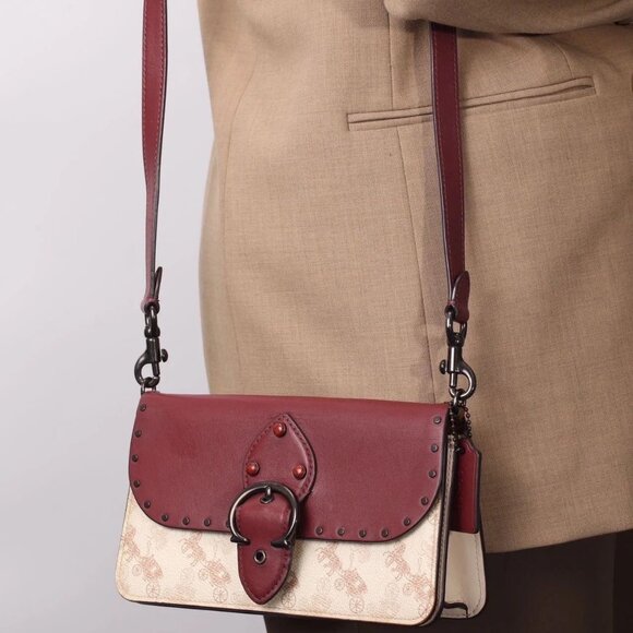 Coach Beat Crossbody Clutch With Horse And Carriage Print - Picture 8 of 8